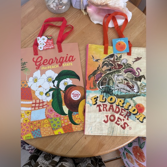 Trader Joe'S Handbags - Trader Joe’s Reusable Tote Bags 2-Pack Florida & Georgia 🐊🍑